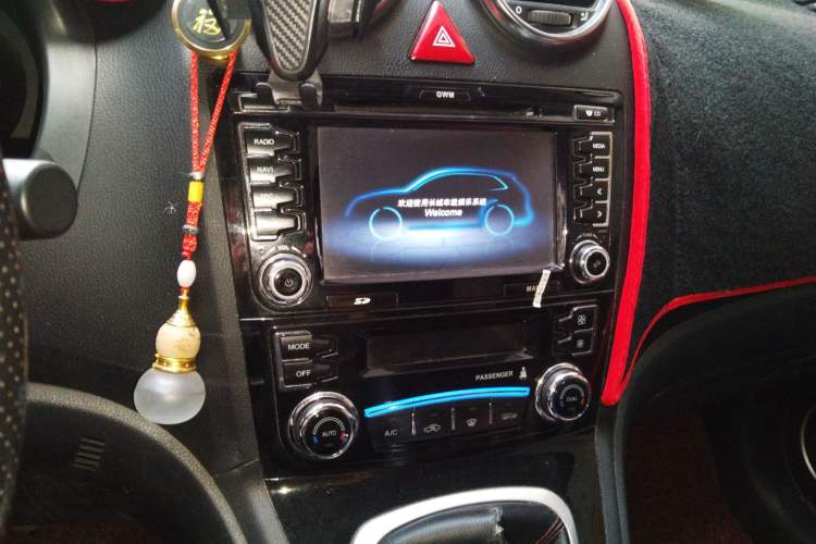 Used Haval H6 2013 Upgraded Model 1.5T Manual Two-Wheel Drive Urban Version
