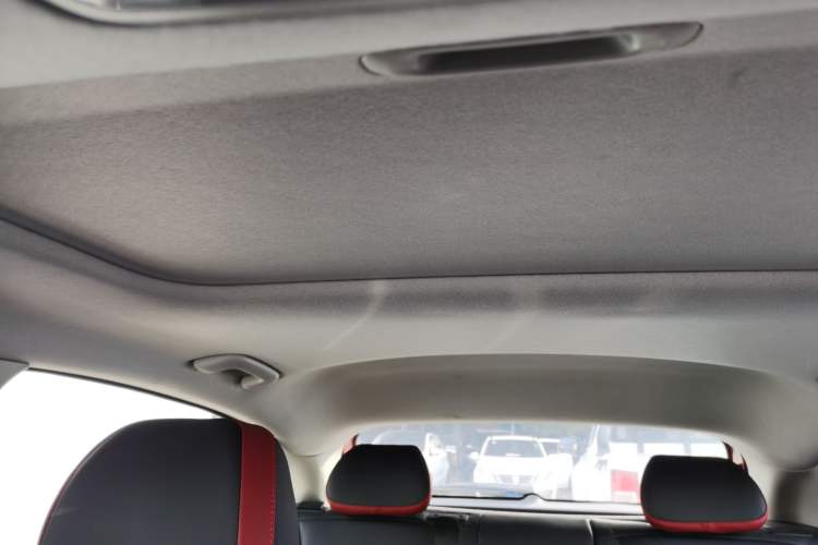 Used Kia KX Cross 2017 1.4L AT GLS