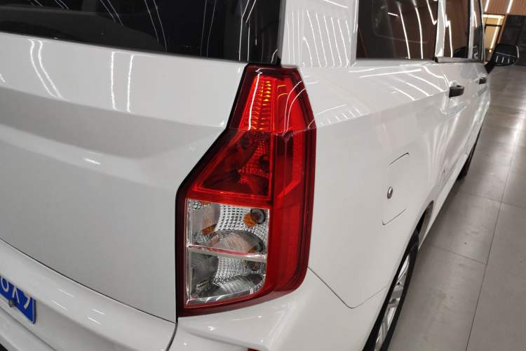 Used Wuling Hongguang PLUS 2020 1.5L Manual Standard Edition 7-Seater