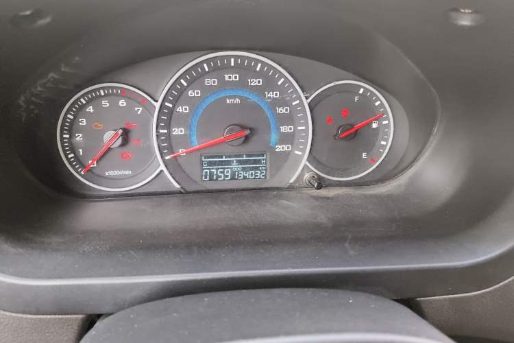 Used Wuling Rongguang V 2016 1.5L Standard Version