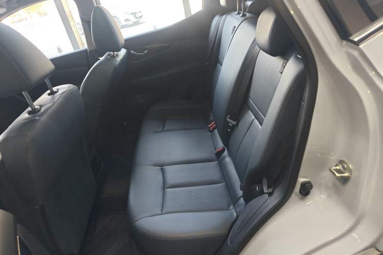 Used Nissan Qashqai 2025 Honor 2.0L CVT XV+ Leading Edition
