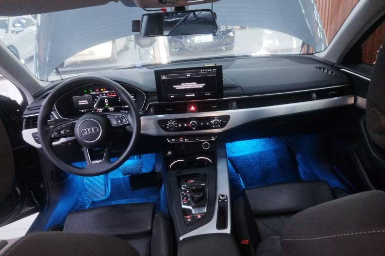 Used Audi A4L 2022 40 TFSI Fashion Dynamic Model
