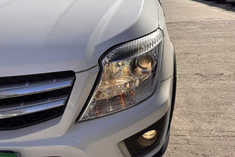 Used Changan CX20 2014 1.4L IMT Sunroof Navigation Version China IV Standard
