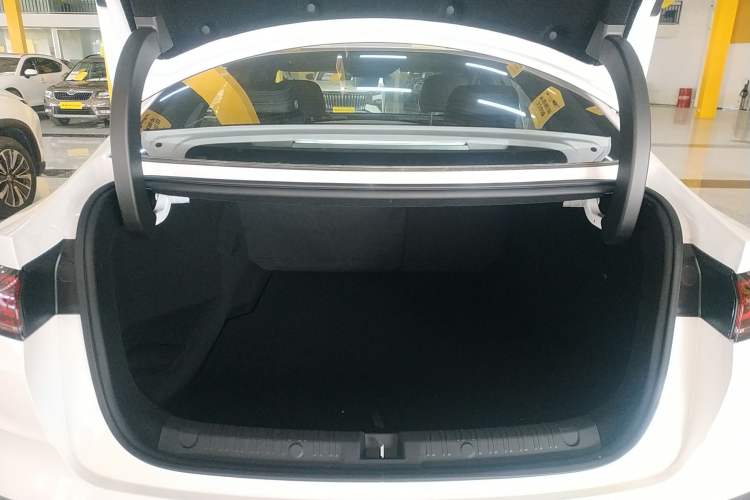 Used BYD Qin L 2024 DM-i 120KM Beyond Model
