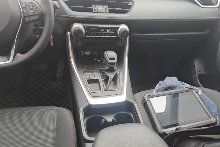 Used Toyota RAV4 2023 2.0L CVT Two-Wheel Drive Urban Edition