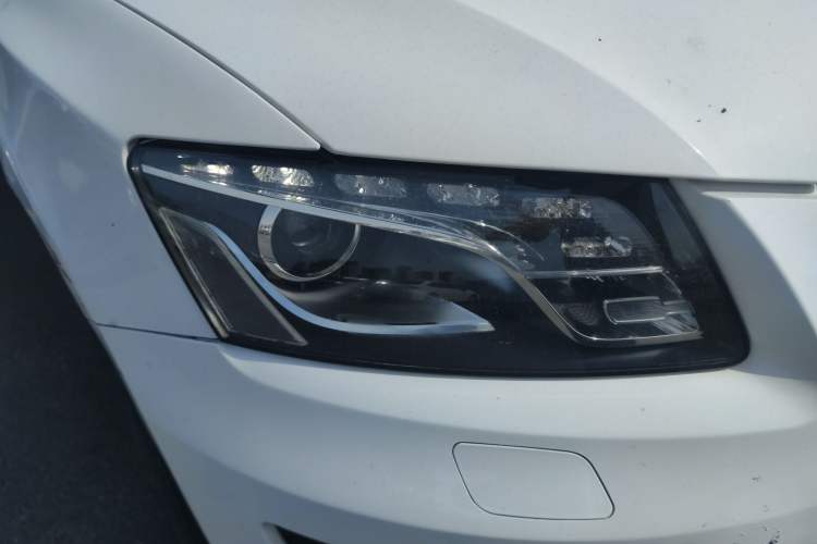 Used Audi Q5 2012 2.0TFSI Technology Model Right Front Headlight