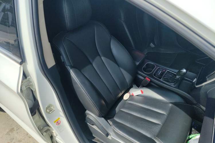 Used BYD Song MAX 2017 1.5T Automatic Smart Connect Elite 7-Seater
