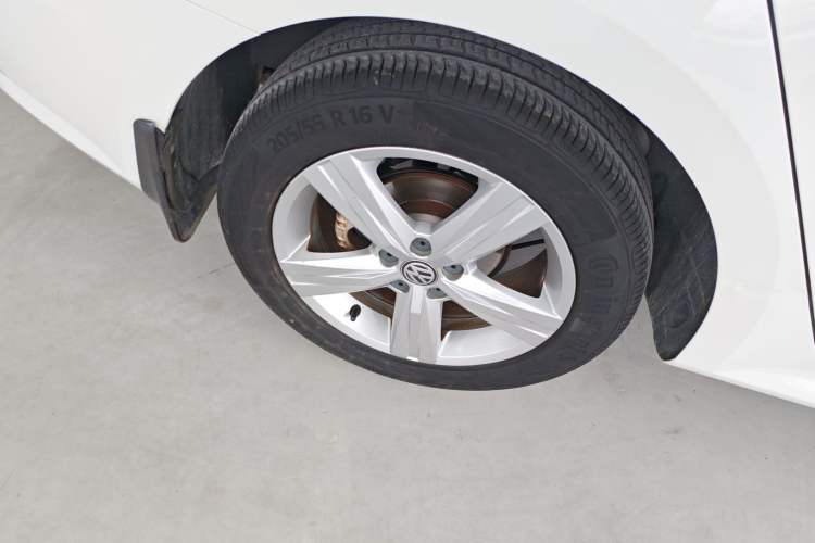 Used Volkswagen Gran Lavida 2017 1.6L Automatic Fashion Edition