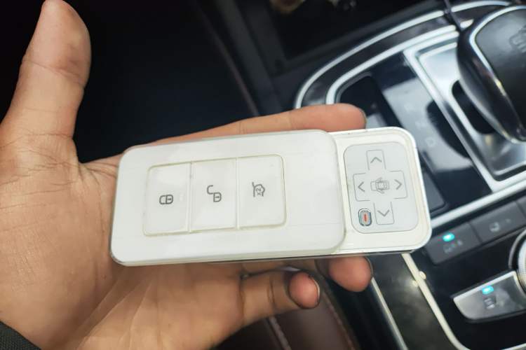 Used BYD Tang New Energy 2015 2.0T Four-Wheel-Drive Flagship Model Vehicle Key