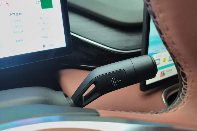 Used Geely Galaxy L6 2025 EM-i 140km Starship Edition
