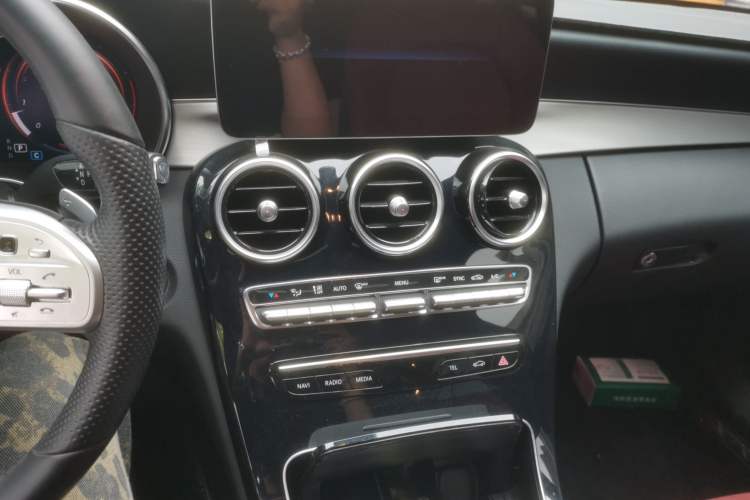 Used Mercedes-Benz C-Class 2020 Restyled C 260 Sport Edition Audio And AC Panel