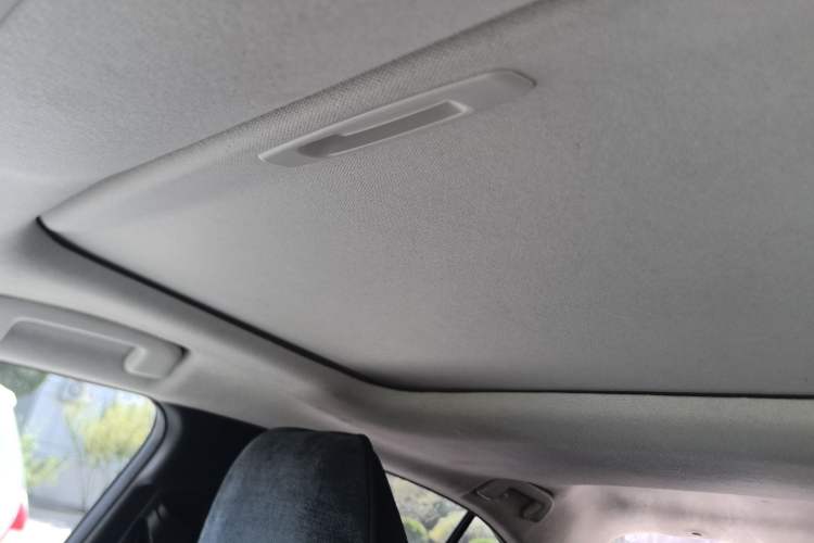 Used Toyota Corolla 2021 Dual-Motor 1.8L E-CVT Elite Edition Headliner