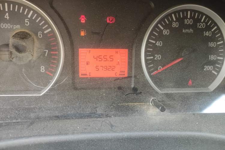 Used FORTHING Lingzhi 2014 M3 1.6L 7-Seater Comfort Model