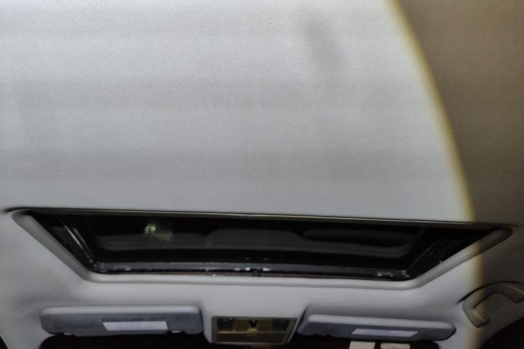 Used FORTHING Joyear X5 2015 1.6L Manual Luxury Model Headliner