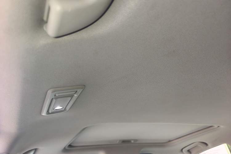 Used GAC Trumpchi GS7 2017 280T Two-Wheel Drive Luxury Model
