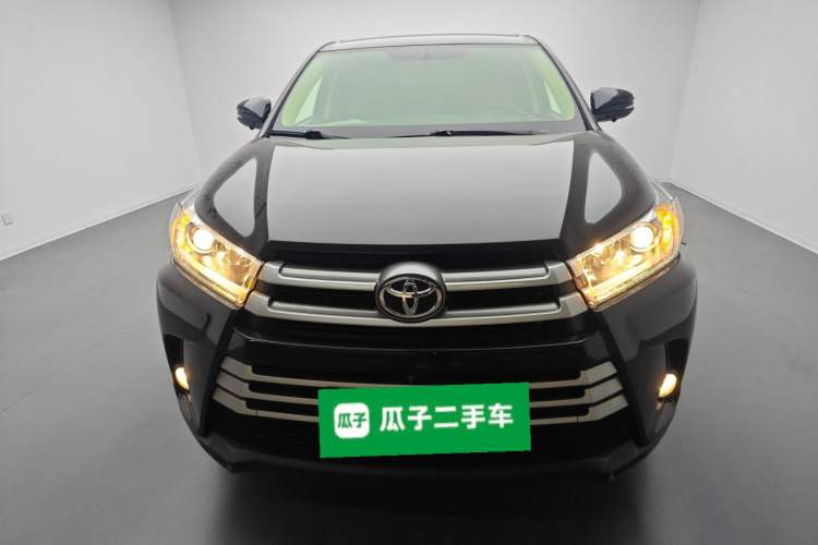 Used Toyota Highlander 2018 2.0T Two-Wheel Drive Elite Version 5 Seats China VI Standard