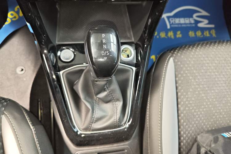 Used Volkswagen Tacqua 2020 280TSI DSG R-Line
