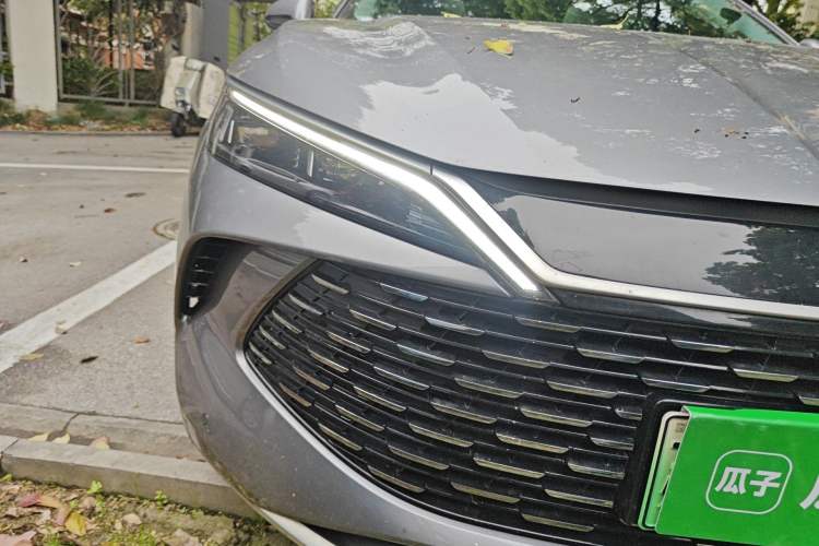 Used BYD Qin L 2024 DM-i 120KM Beyond Model Right Front Headlight