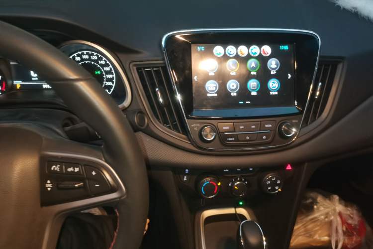 Used Chevrolet Monza 2019 Redline 320T Dual-Clutch Sporty Version China VI Standard