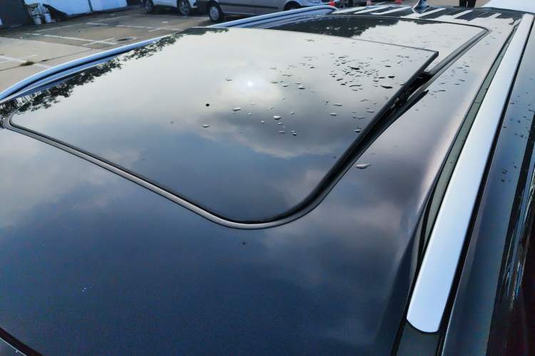 Used SOL X8 PLUS 2023 1.5 TGDI DCT ZhiShang Edition 7-Seater