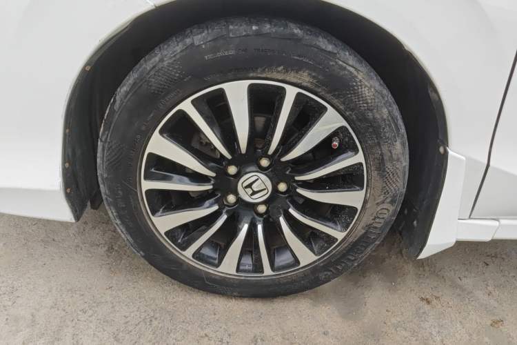 Used Honda Crider 2015 1.8L automatic comfort version