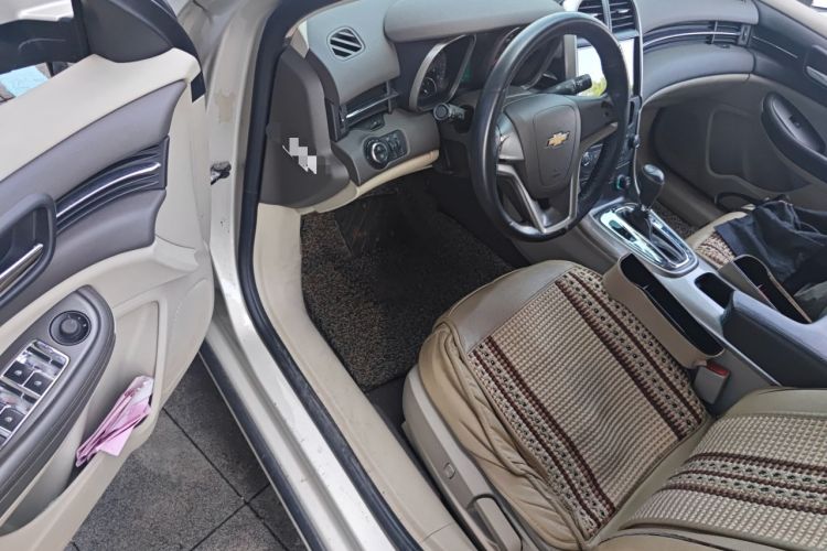 Used Chevrolet Malibu 2014 2.0L Automatic Comfort Edition Driver Seat