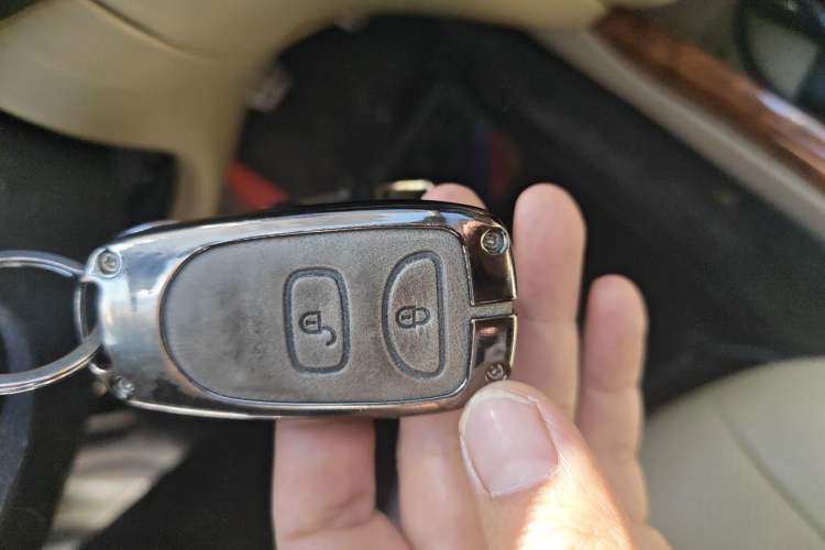 Used Hyundai Celesta 2008 1.8L MT GLS Vehicle Key