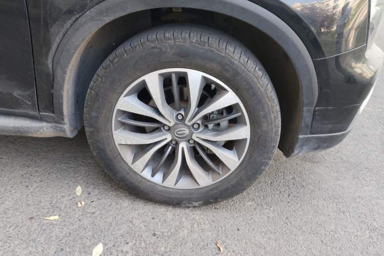 Used GAC Trumpchi GS8 2017 320T Two-Wheel Drive Luxury Smart Connectivity Version (7 Seats)
