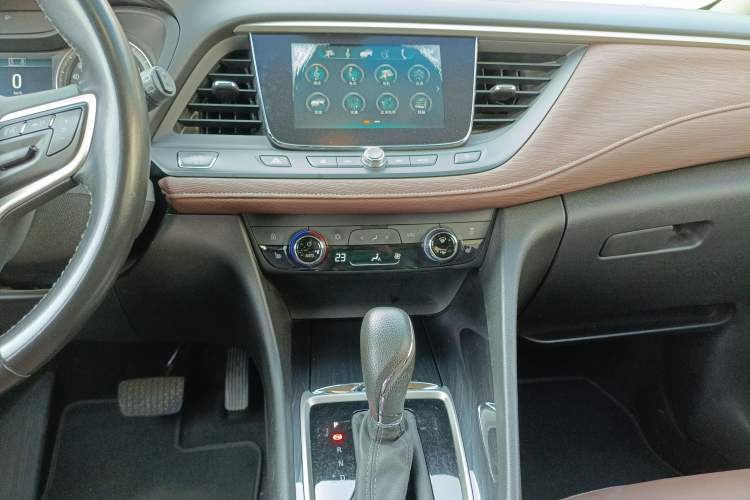 Used Buick GL6 2018 18T 6-Seater Luxury Model