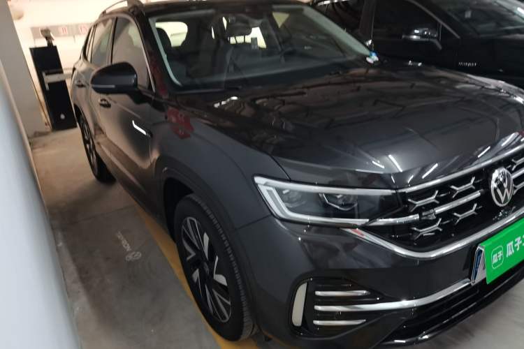 Used Volkswagen Tayron 2023 330TSI Two-Wheel-Drive R-Line High-Energy Version