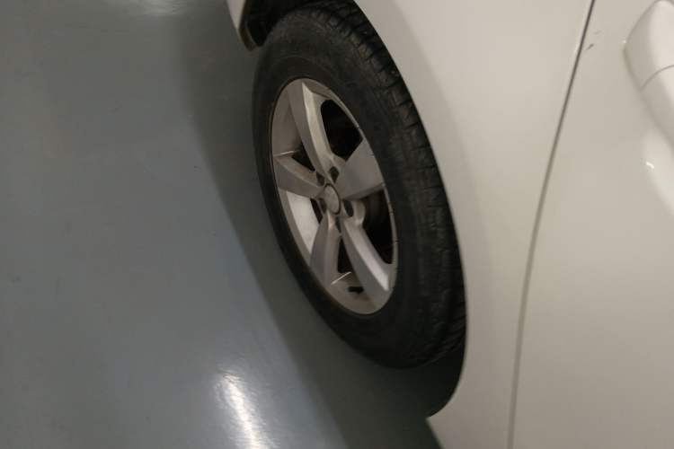 Used Volkswagen Lavida 2015 1.6L Automatic Fashion Edition