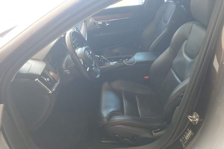 Used Volvo S90 2018 T5 Prestige Edition