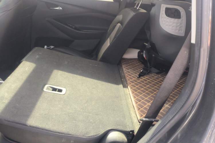 Used Chevrolet Orlando 2019 Redline 530T Automatic Luxury Edition (5-seat model) – China VI Standard Left Rear Seat