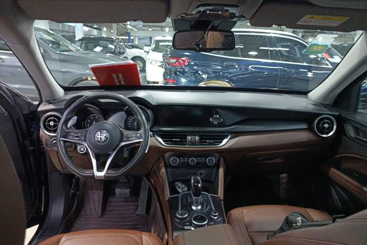 Used Alfa Romeo Stelvio 2017 2.0T 280HP Luxury Edition