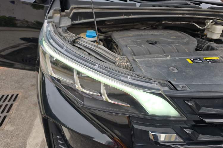 Used GAC Trumpchi M6 2021 PRO 270T DCT Luxury Edition Right Front Headlight