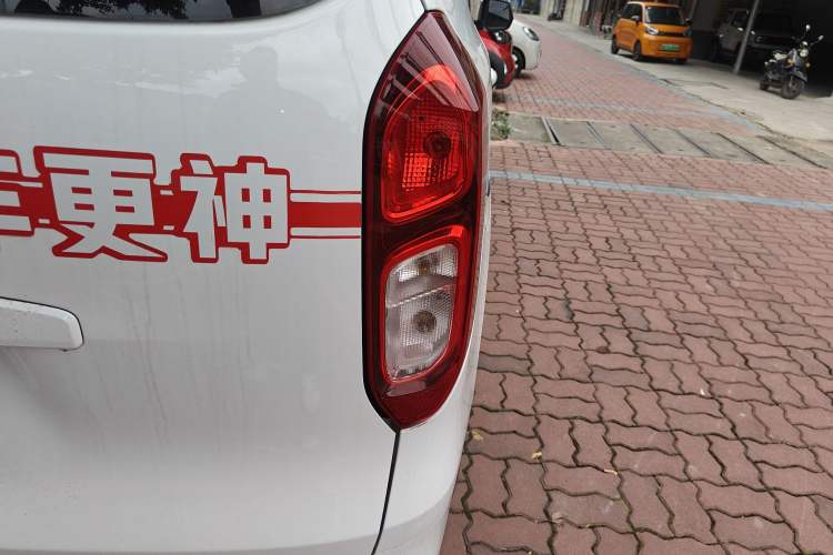 Used Wuling Hongguang New Energy 2025 Extended-Range Hybrid 50KM Comfort Version