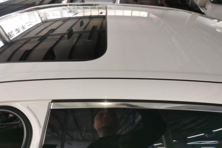 Used BMW 5 Series 2014 525Li Luxury Design Package
