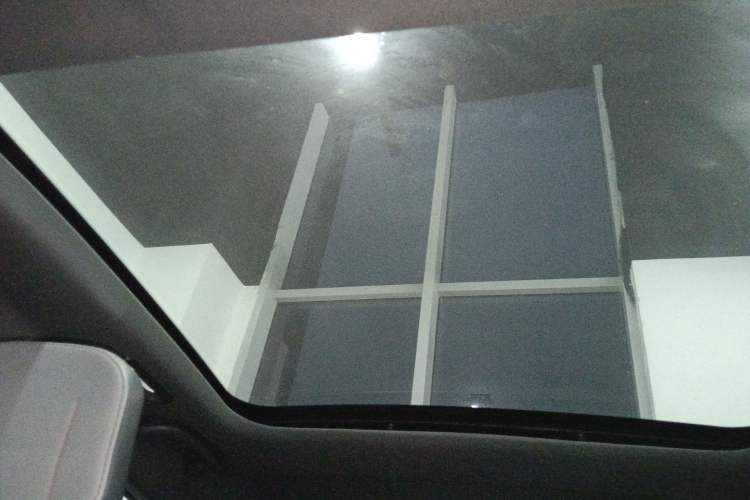 Used Changan UNI-V 2022 1.5T Prestige Version
