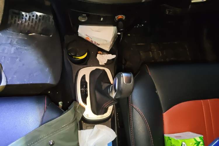 Used Haval H1 2016 Red-Label 1.5L AMT Luxury Model
