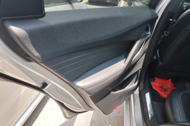 Used DS 5 2012 1.6T Elegant Edition
