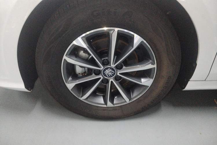 Used BYD Qin PLUS 2024 HONOR Edition DM-i 55KM Leading Model