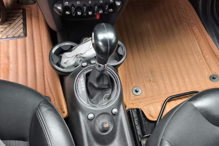 Used MINI Coupe 2012 1.6L COOPER Gear Lever