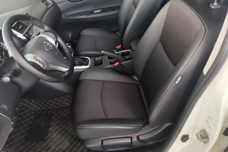 Used Nissan Tiida 2019 1.6L CVT Smart Drive Version China VI Standard Left Front Seat