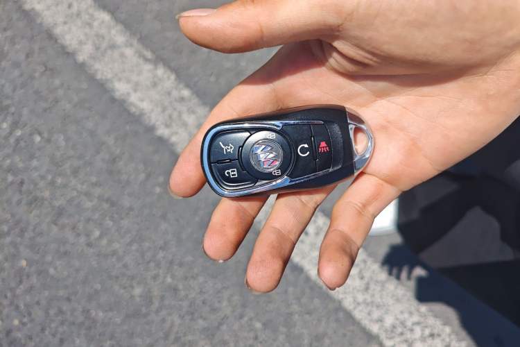 Used Buick Enclave 2022 652T 4x4 Prestige Flagship 7-Seater Vehicle Key