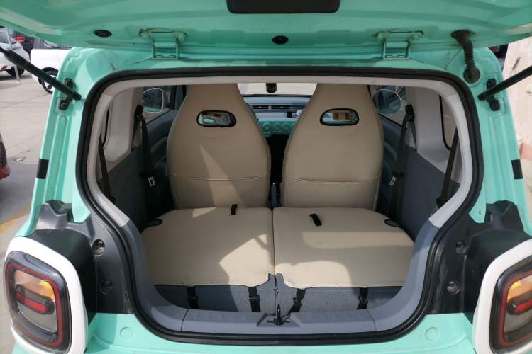 Used Bestune Pony 2024 170km Vitality Horse Trunk