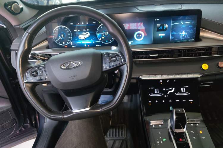 Used Chery Tiggo 8 PLUS 2021 290TGDI DCT Haoting Edition