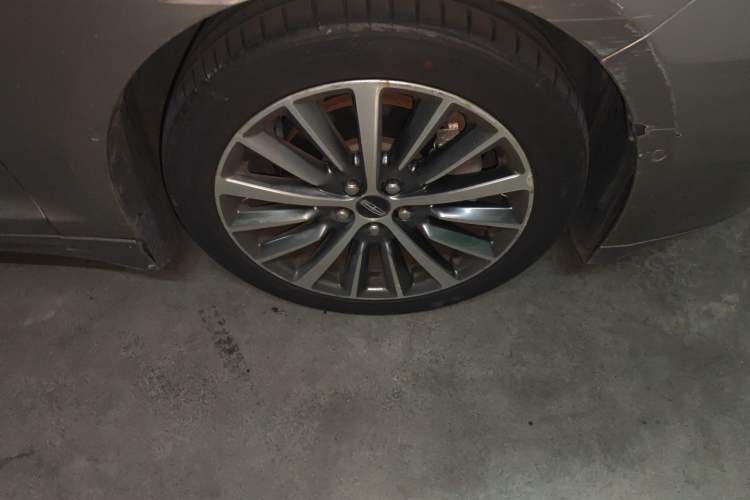 Used Lincoln MKZ 2019 2.0T Luxury Edition China VI Standard Right Front Wheel Hub