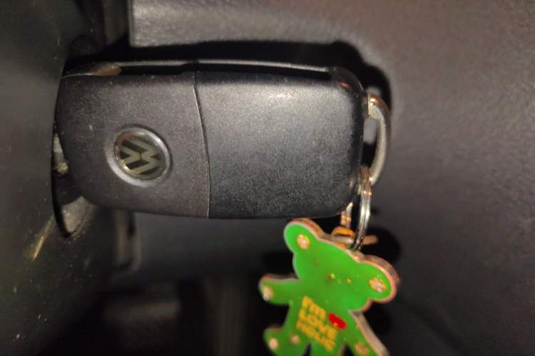 Used Volkswagen Touran 2015 1.4T DSG Luxury Edition 5-Seater
