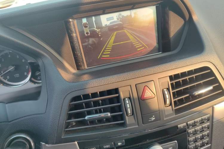 Used Mercedes-Benz E-Class 2010 E 260 CGI Coupe