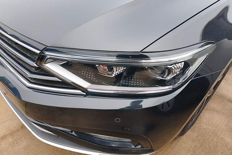 Used Volkswagen Magotan 2020 280TSI DSG Comfort Edition
